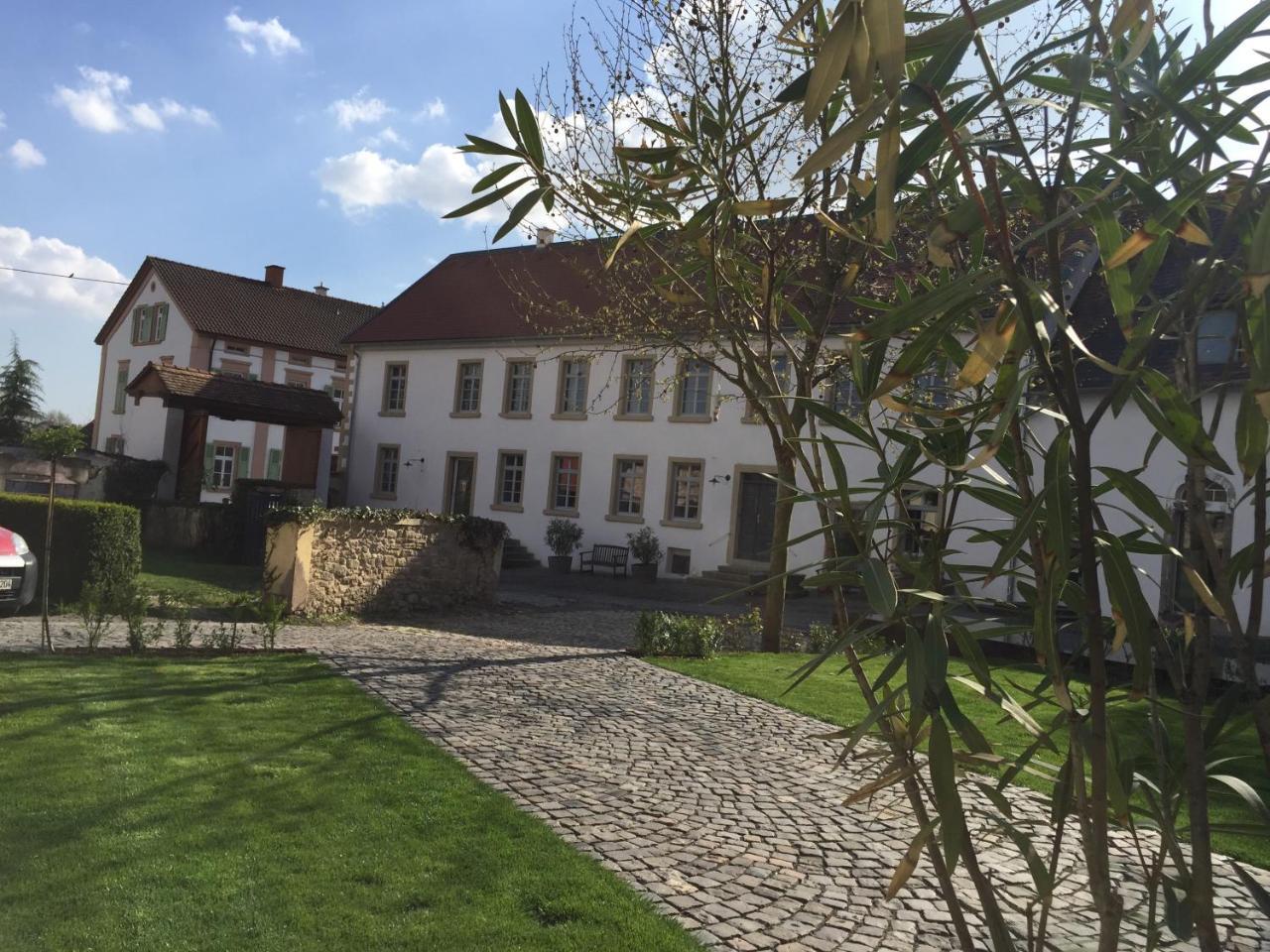 Klosterhof Weingut Boudierkoeller Stetten  Kültér fotó